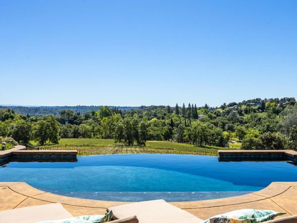 2385 Bald Hill Rd, Auburn, CA 95603