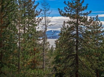 295 Bend Avenue, Kings Beach, CA 96143 Photo