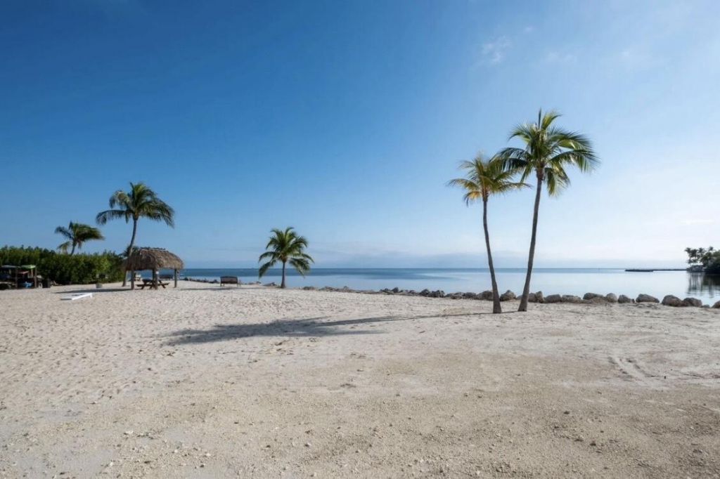 200 Wrenn Street, Unit APT 502, Islamorada, FL 33070 Photo