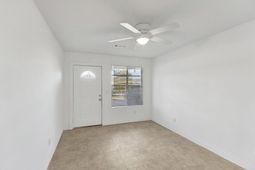 1639 Memminger Avenue photo 4