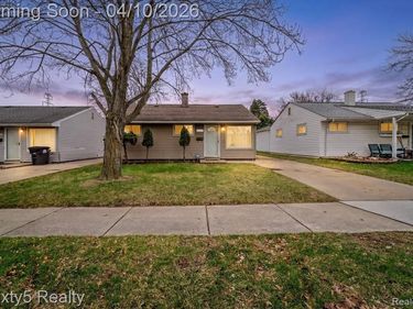 8339 Birch Street, Taylor, MI 48180