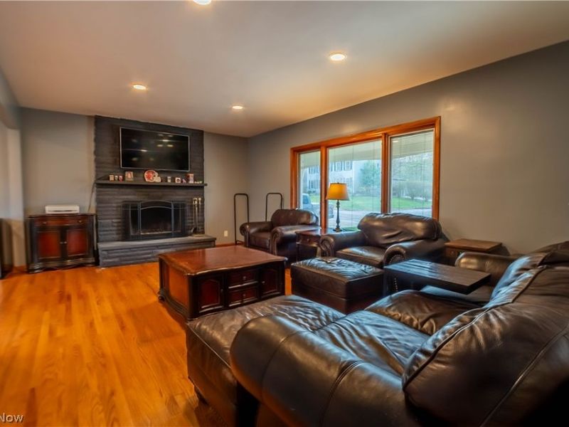 887 Delaware Avenue , Akron, OH 44303 Photo 11