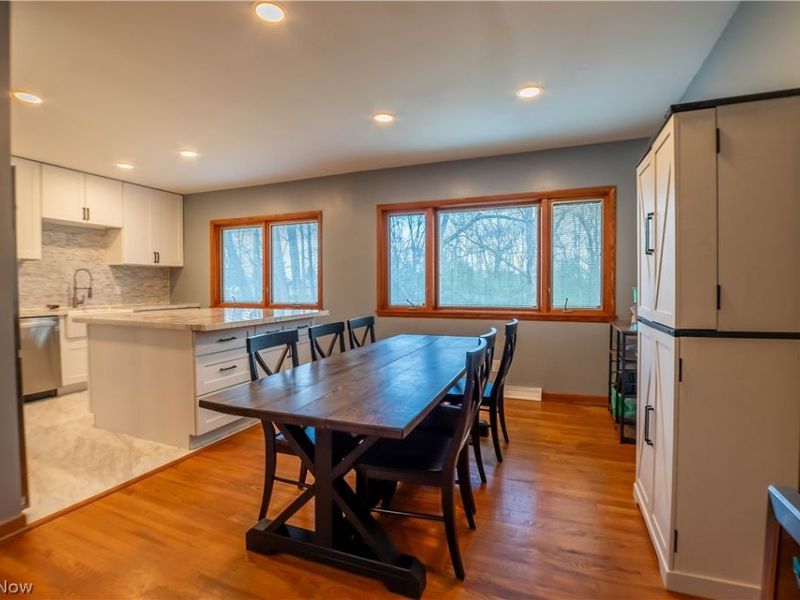 887 Delaware Avenue , Akron, OH 44303 Photo 15