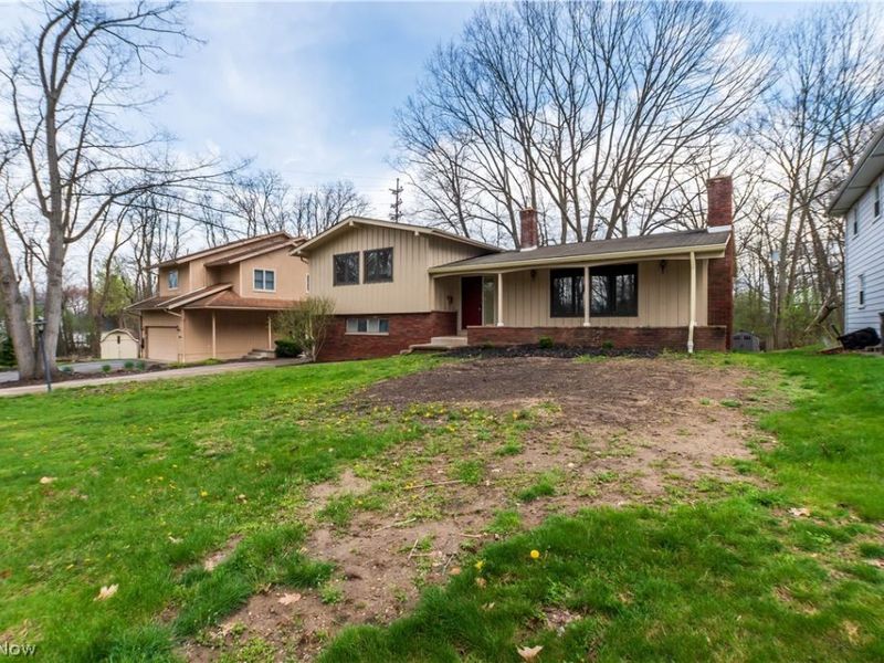 887 Delaware Avenue , Akron, OH 44303 Photo 2