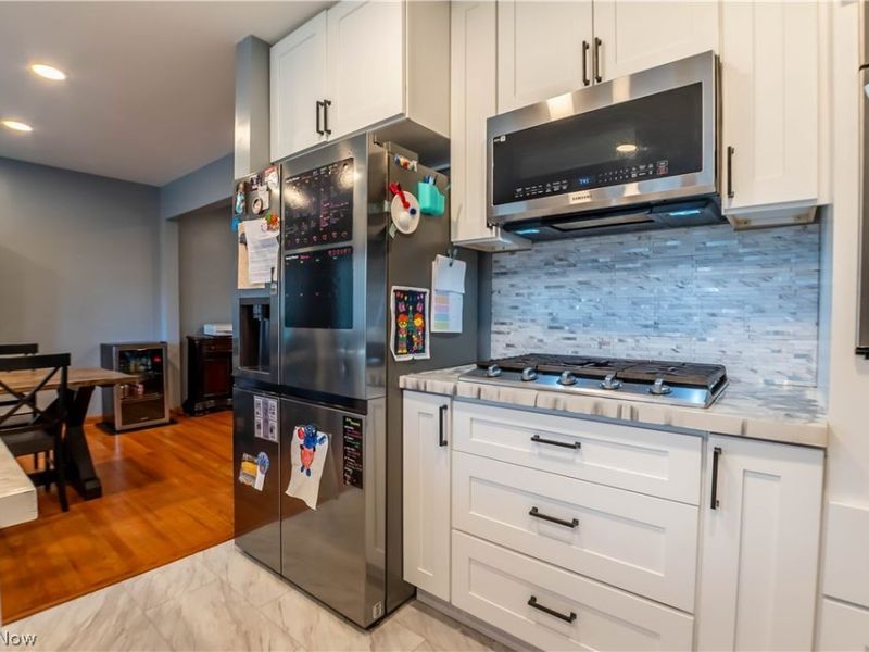 887 Delaware Avenue , Akron, OH 44303 Photo 21