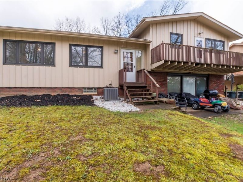 887 Delaware Avenue , Akron, OH 44303 Photo 37