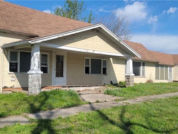 712 N 2nd Street, Iola, KS 66749