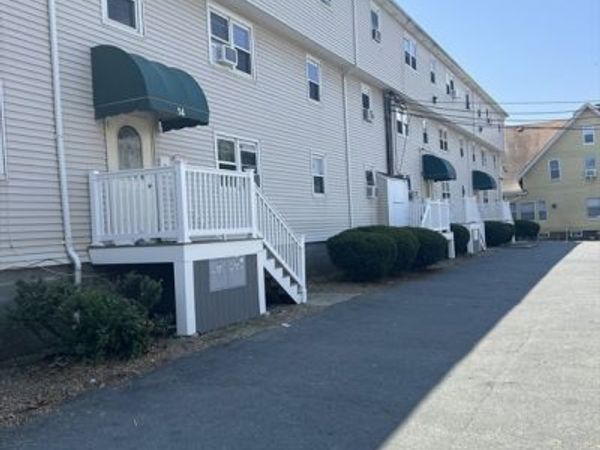 18 Jouvette, Unit E3, New Bedford, MA 02744