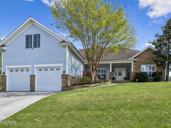 1208 Fox Ridge Drive, Powell, TN 37849
