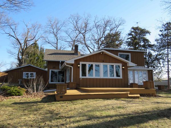 W9847 Dunn Road, Fox Lake, WI 53933
