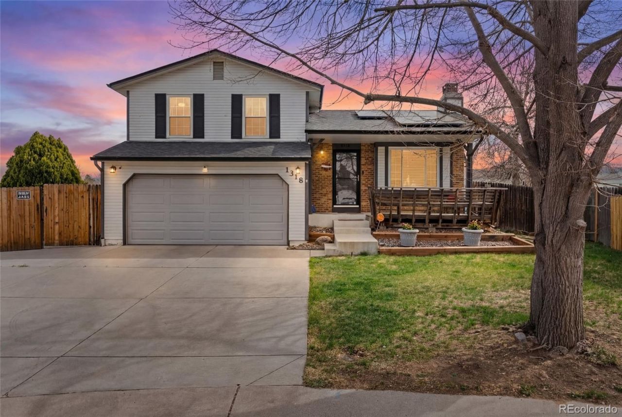 1318 S Biscay Street, Aurora, CO 80017 Main Photo