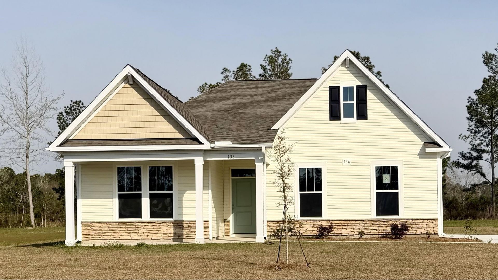 136 Furnies Place  Photo 1