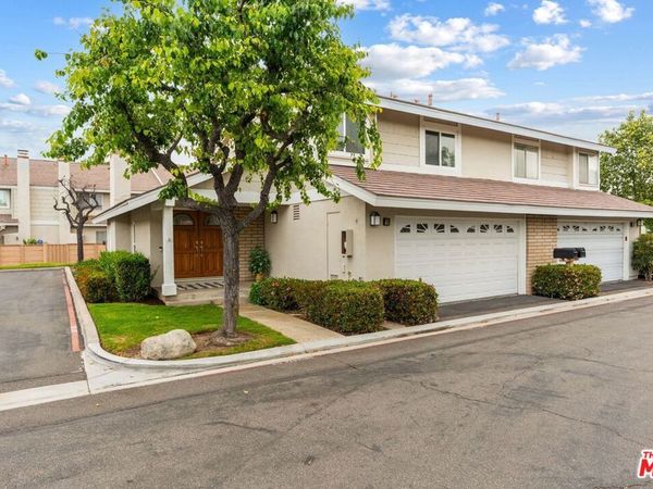 23 Cresthaven, Unit 51, Irvine, CA 92604