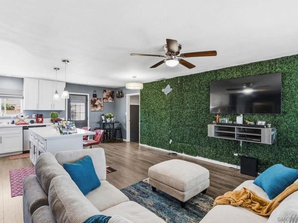 5567 Las Alturas Ter, San Diego, CA 92114