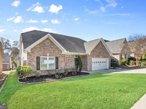 726 Retreat Woods Way, Dacula, GA 30019