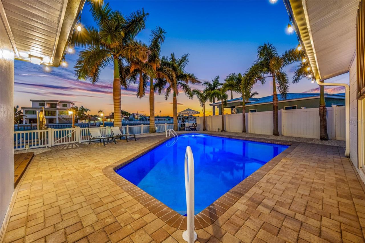 7984 1st Avenue S, Saint Petersburg, FL 33707 Photo