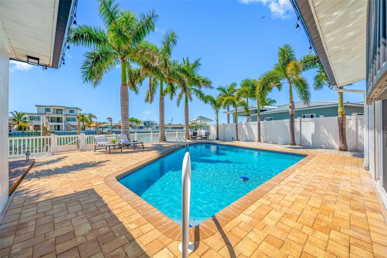 7984 1st Avenue S, Saint Petersburg, FL 33707 Photo