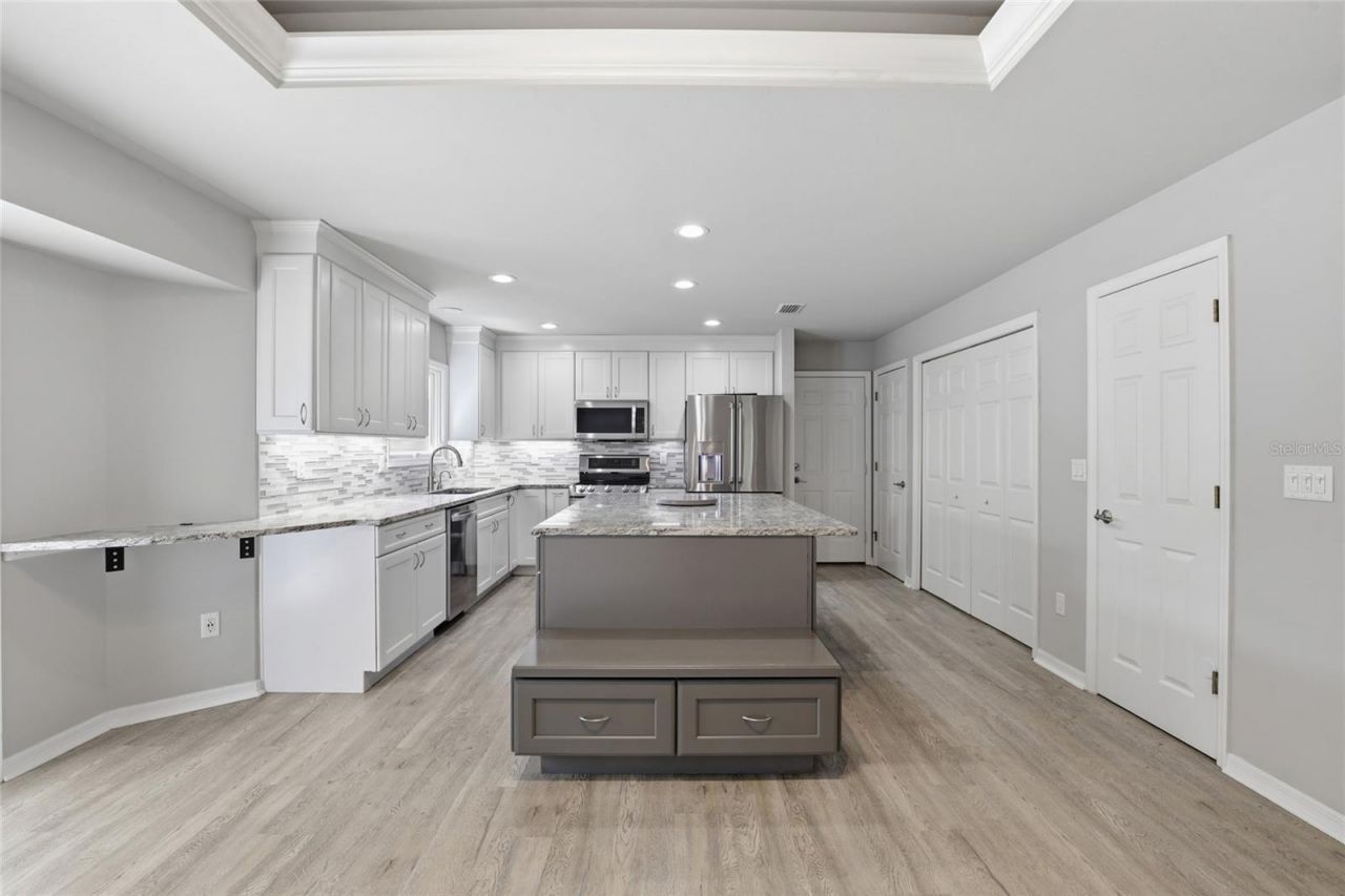 9733 SW 104th Lane , Gainesville, FL 32608 Photo