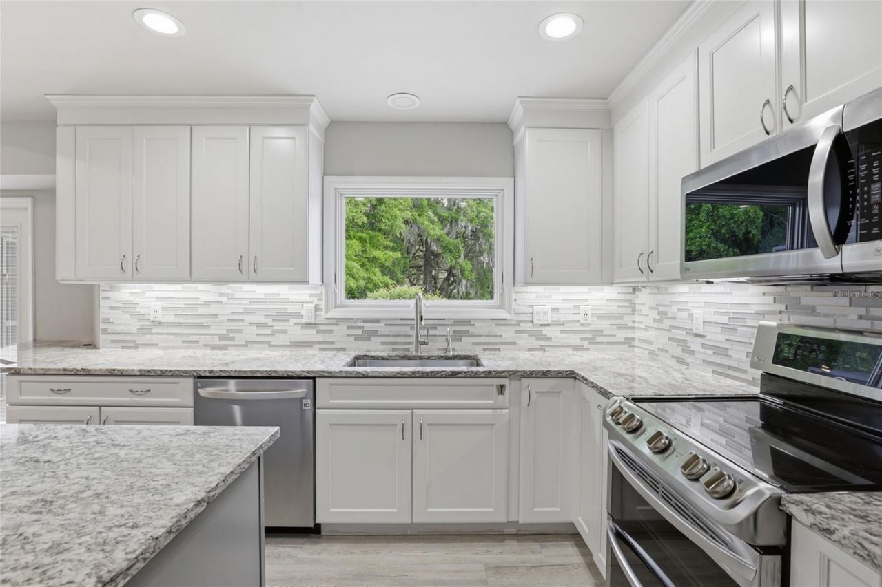 9733 SW 104th Lane , Gainesville, FL 32608 Photo