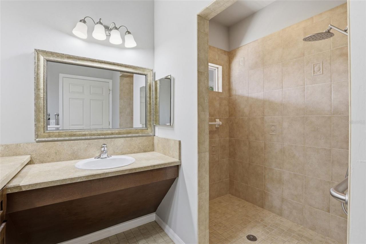 9733 SW 104th Lane , Gainesville, FL 32608 Photo