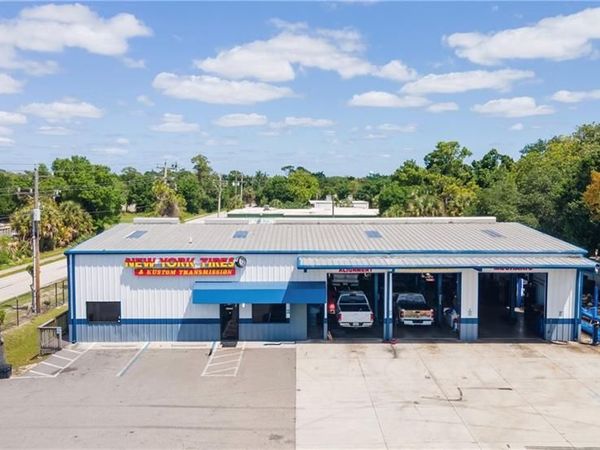 236 Pondella RD , NORTH FORT MYERS, FL 33903