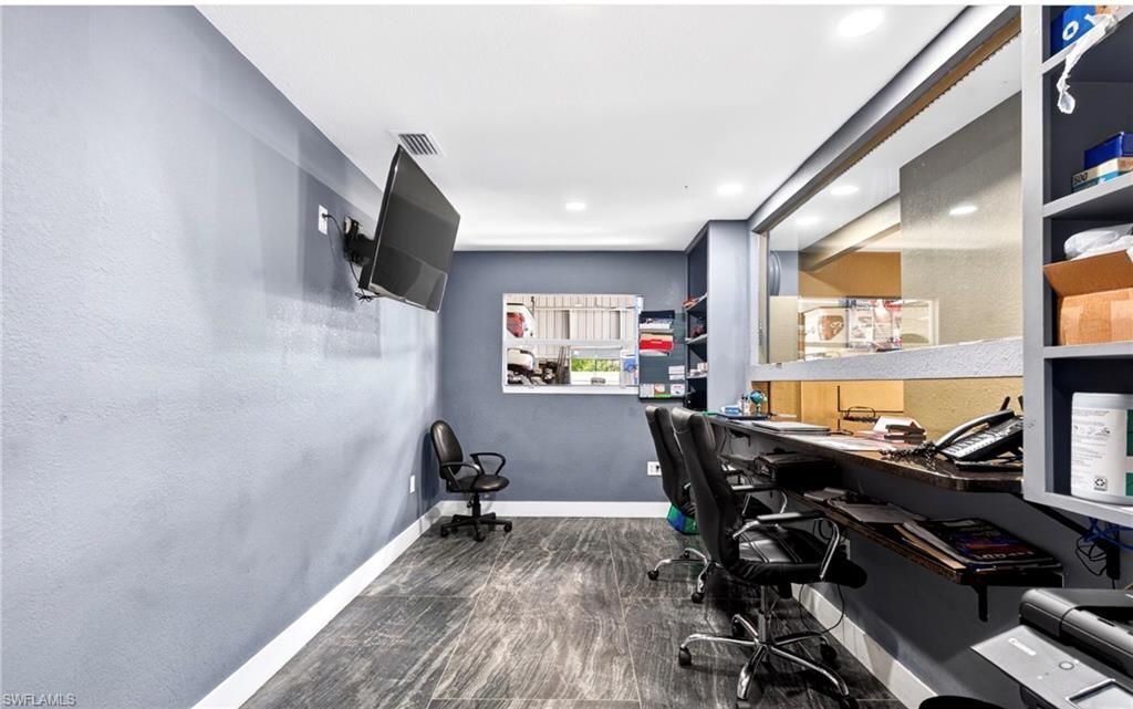 236 Pondella Rd , North Fort Myers, FL 33903 Photo