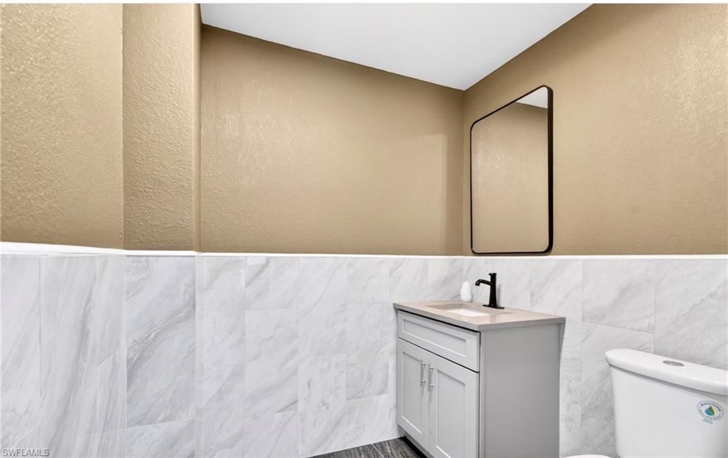 236 Pondella Rd , North Fort Myers, FL 33903 Photo