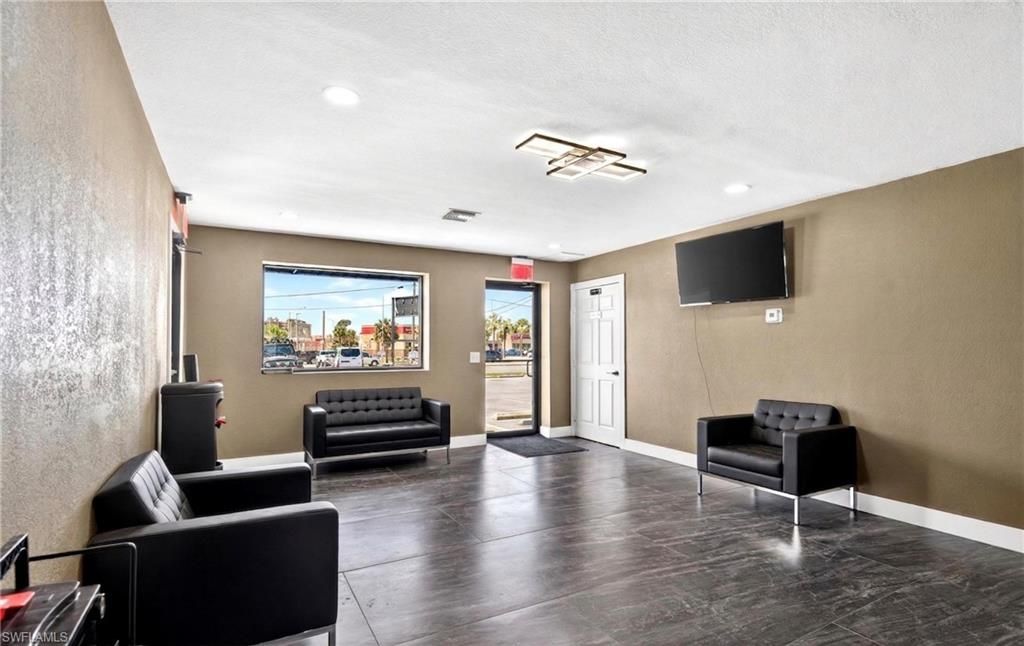 236 Pondella Rd , North Fort Myers, FL 33903 Photo