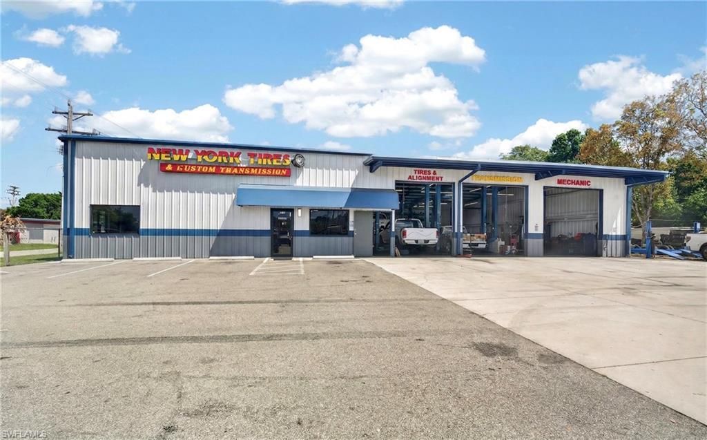 236 Pondella Rd , North Fort Myers, FL 33903 Photo