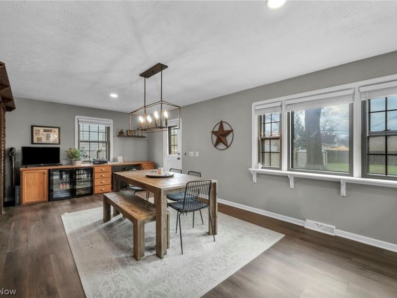 16209 Elsienna Avenue, Cleveland, OH 44135 Photo 16