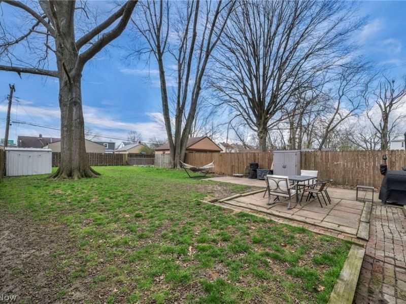 16209 Elsienna Avenue, Cleveland, OH 44135 Photo 7