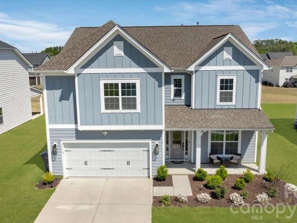 3934 Zinnia Drive, Harrisburg, NC 28075