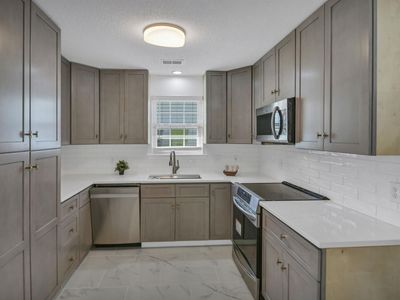 9 Twin Oaks Circle, Columbia, SC 29209