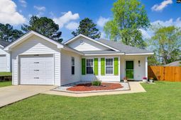 9 Twin Oaks Circle photo 4