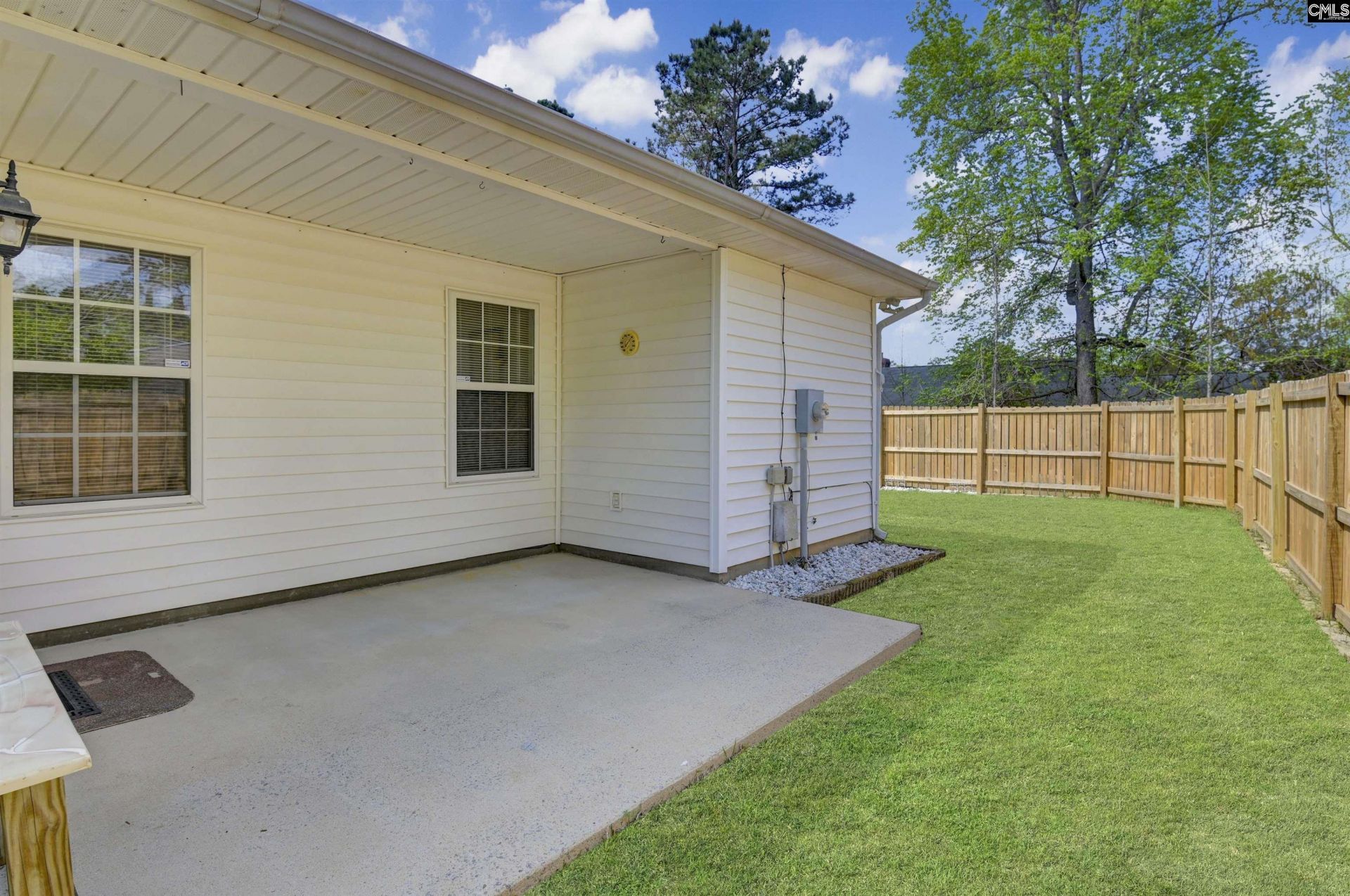 9 Twin Oaks Circle Photo 24