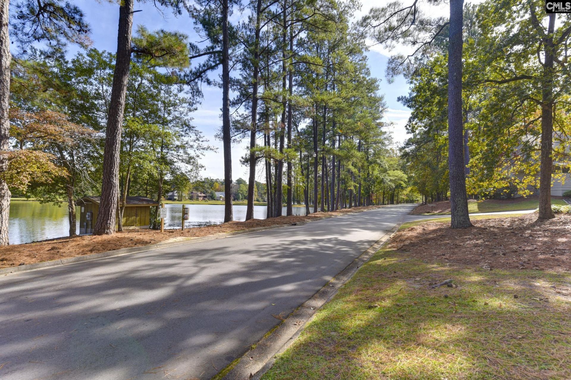 9 Twin Oaks Circle Photo 32