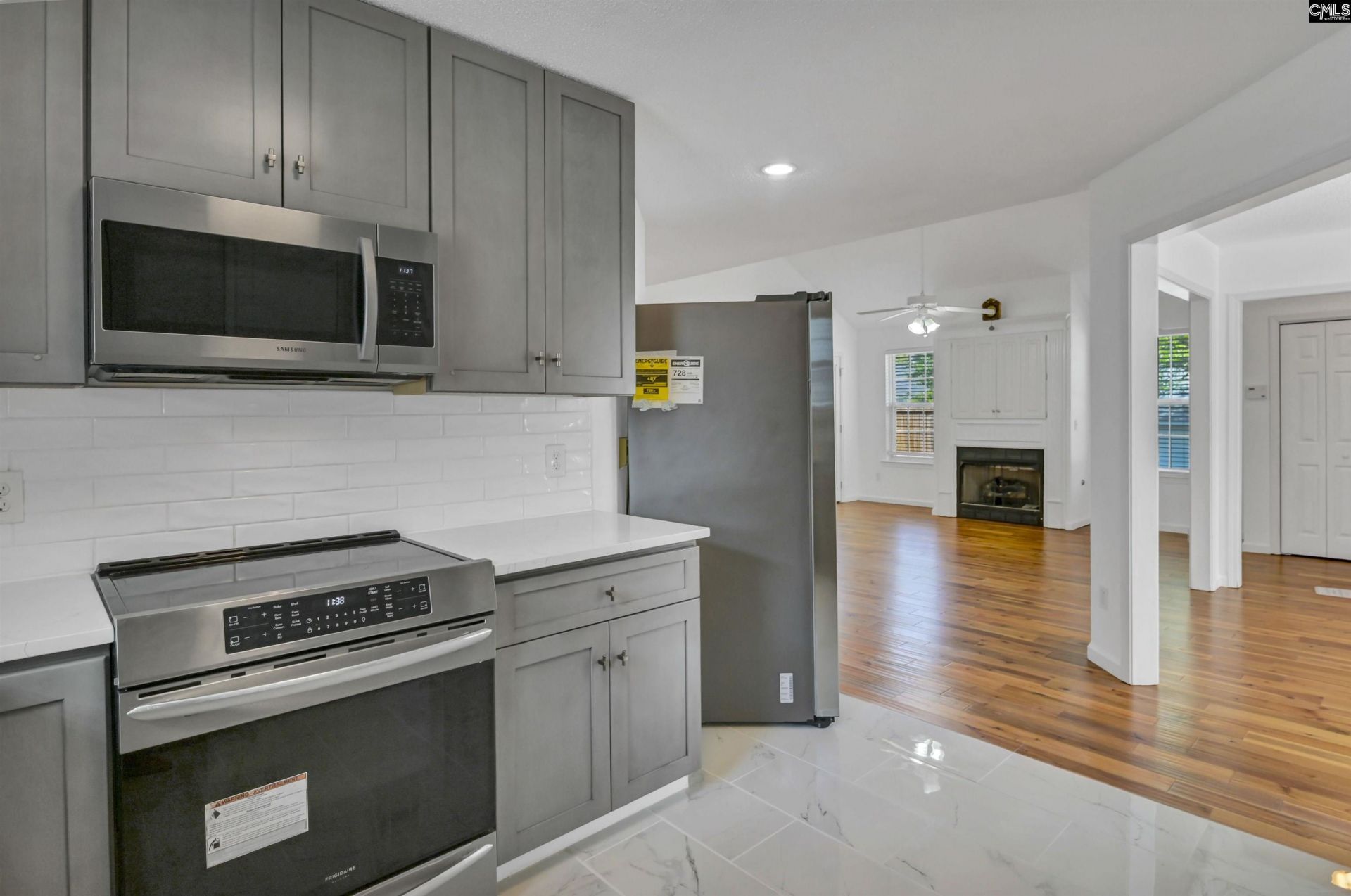 9 Twin Oaks Circle Photo 8