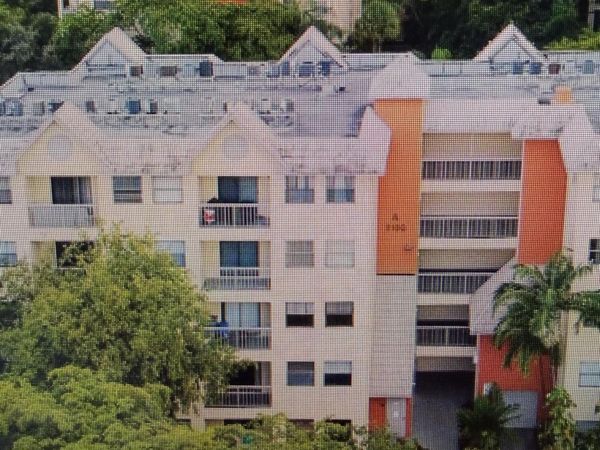 8160 Geneva Court, Unit 314, Doral, FL 33166