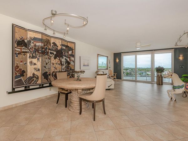 511 Bayshore Drive, Unit 707, Fort Lauderdale, FL 33304
