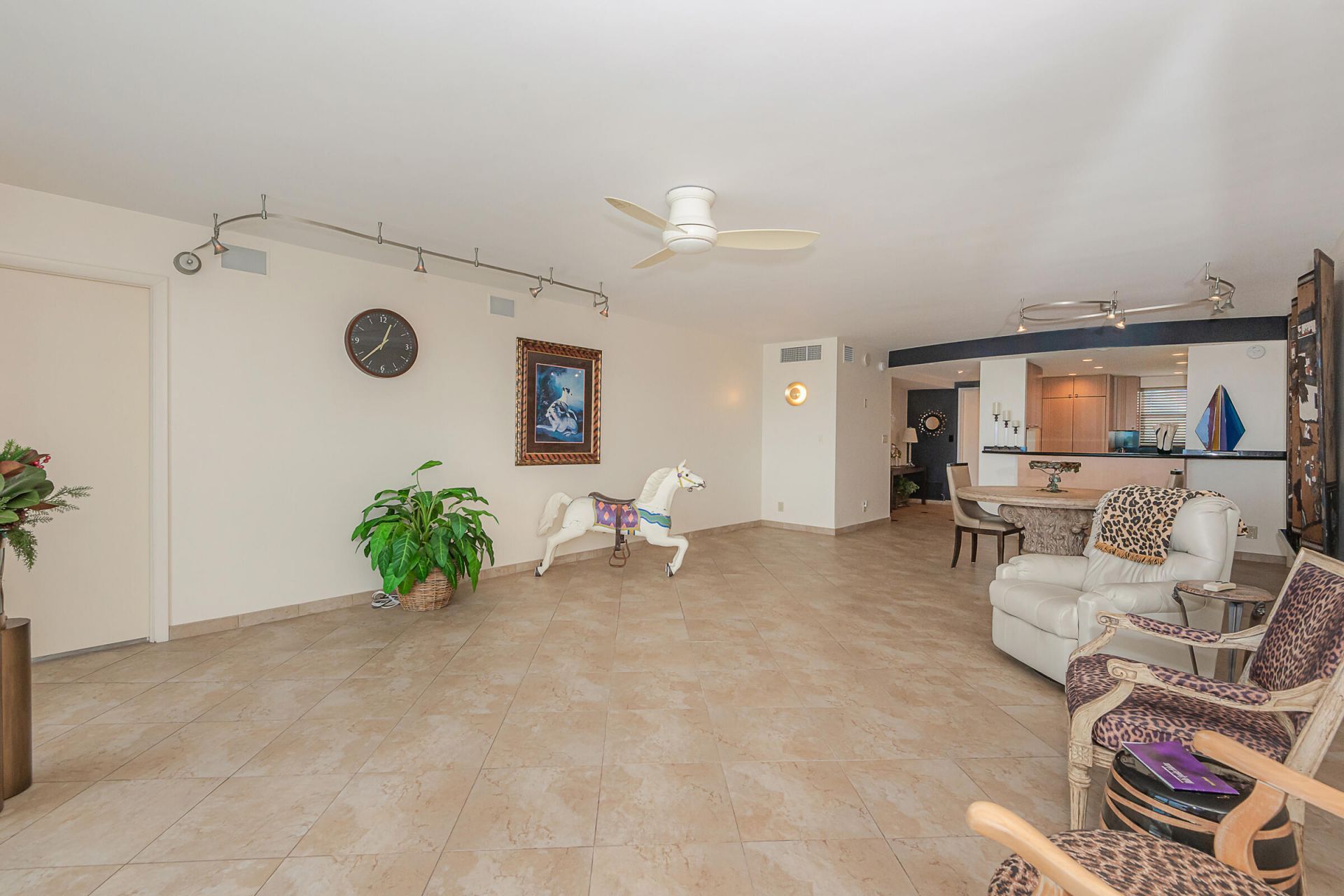 511 Bayshore Drive, Unit 707, Fort Lauderdale, FL 33304 Photo