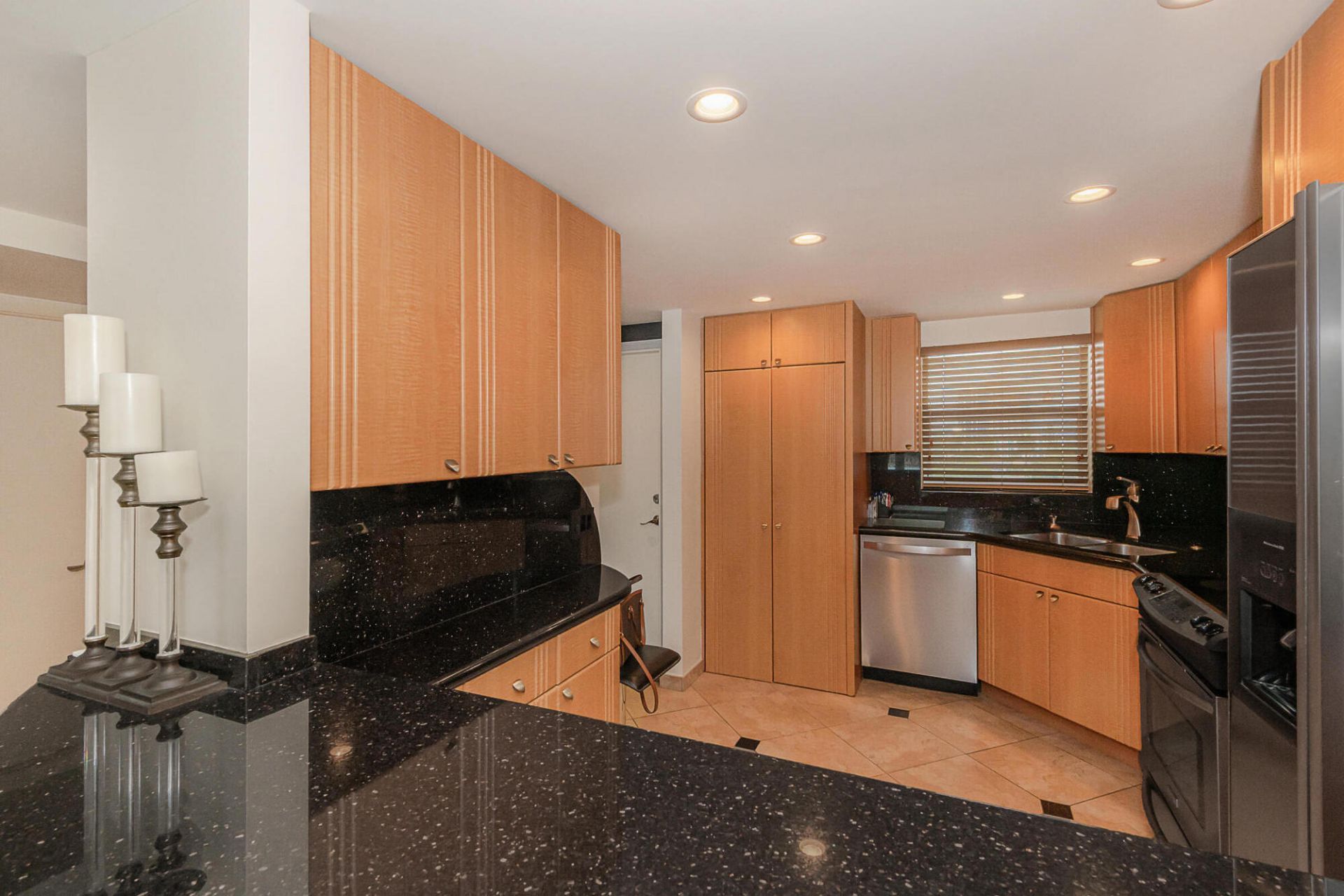 511 Bayshore Drive, Unit 707, Fort Lauderdale, FL 33304 Photo
