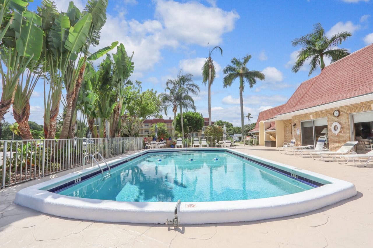 5540 Tamberlane Circle, Unit 118, Palm Beach Gardens, FL 33418 Photo