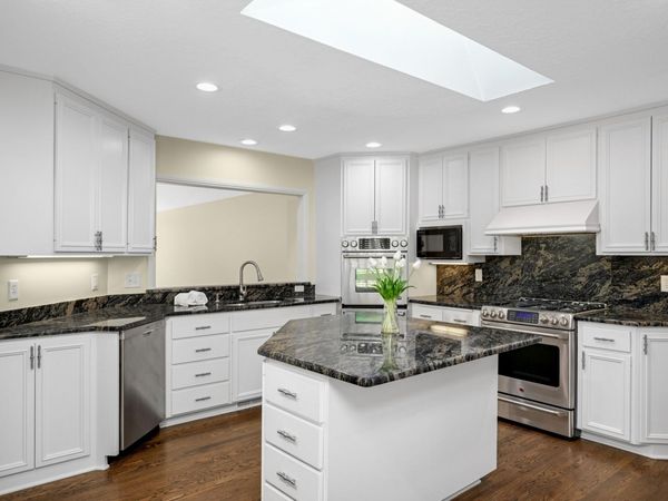 7798 Lochmere Terrace, Edina, MN 55439