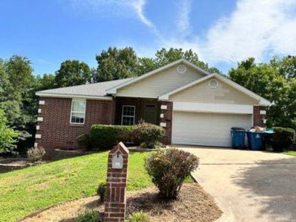 21 Valley View Circle , Bentonville, AR 72712