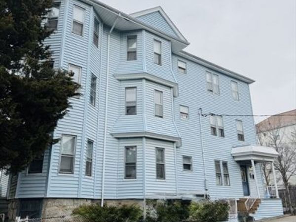444 Center St, Fall River, MA 02724