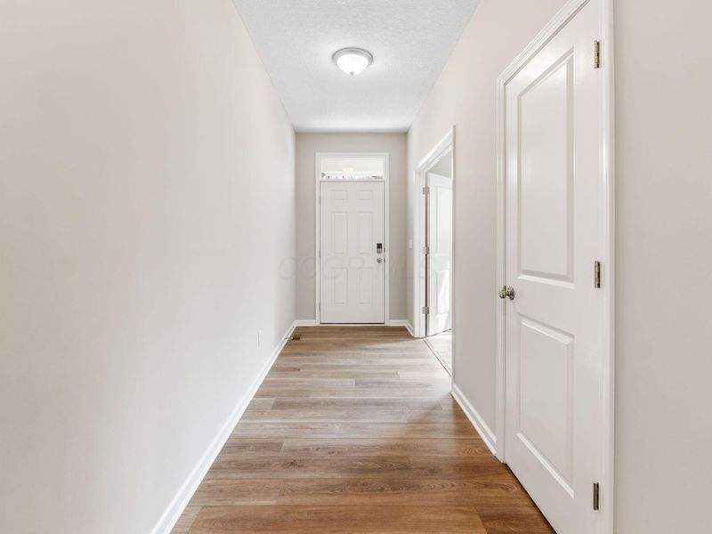 , Unit B, Grove City, OH 43123 Photo 10