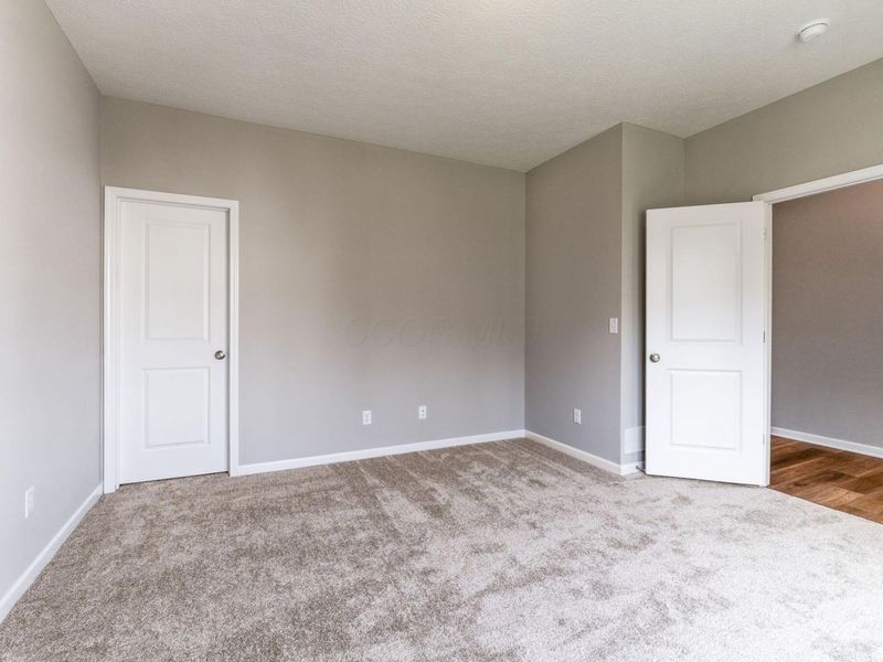 , Unit B, Grove City, OH 43123 Photo 32