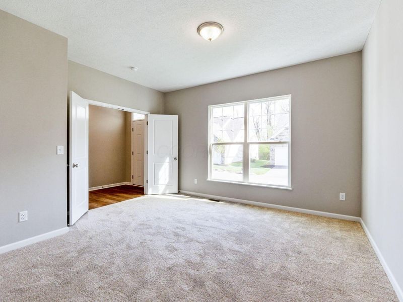 , Unit B, Grove City, OH 43123 Photo 33