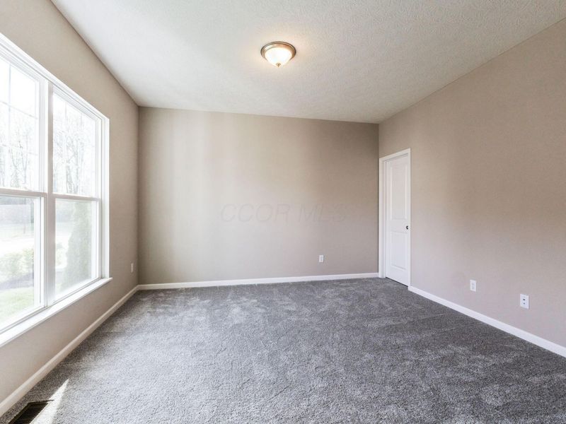 , Unit B, Grove City, OH 43123 Photo 34