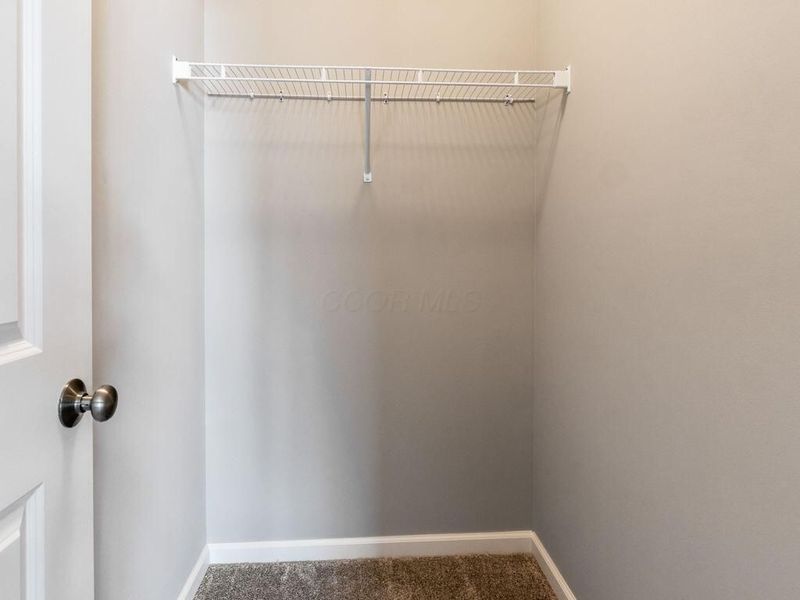 , Unit B, Grove City, OH 43123 Photo 35